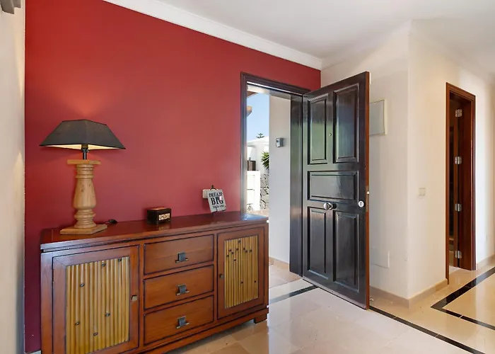 Semesterbostad Casa Paradise