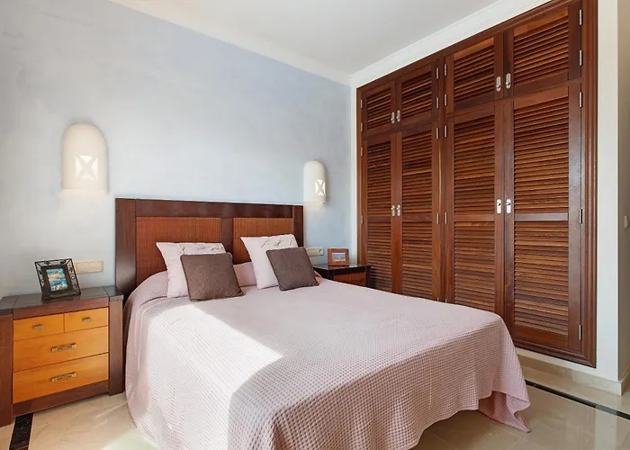 Semesterbostad Casa Paradise