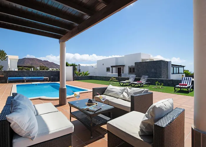 Semesterbostad Casa Paradise *